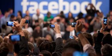 Facebook, public sphere, algorithms, digital culture